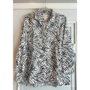 Cynthia Rowley Womens Top
1X 100% Linen Zebra Print Button Long Roll Tab Sleeve